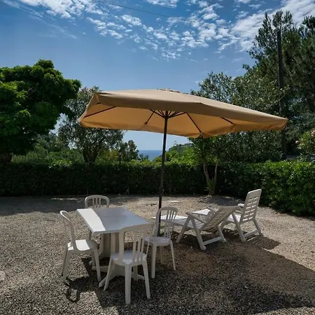 Alloggi Del Mirto A Morcone - Goelba Tatil Evi