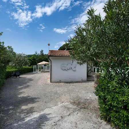 Tatil Evi Alloggi Del Mirto A Morcone - Goelba *